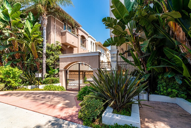 Private Updated 3-Bedroom 3-Bathroom Tri-L... - Private Updated 3-Bedroom 3-Bathroom Tri-L... Casa
