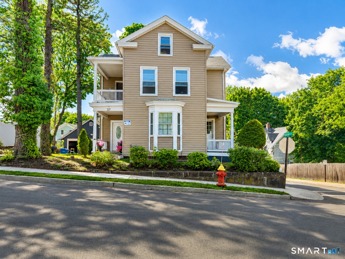 Photo - 37 Elm St