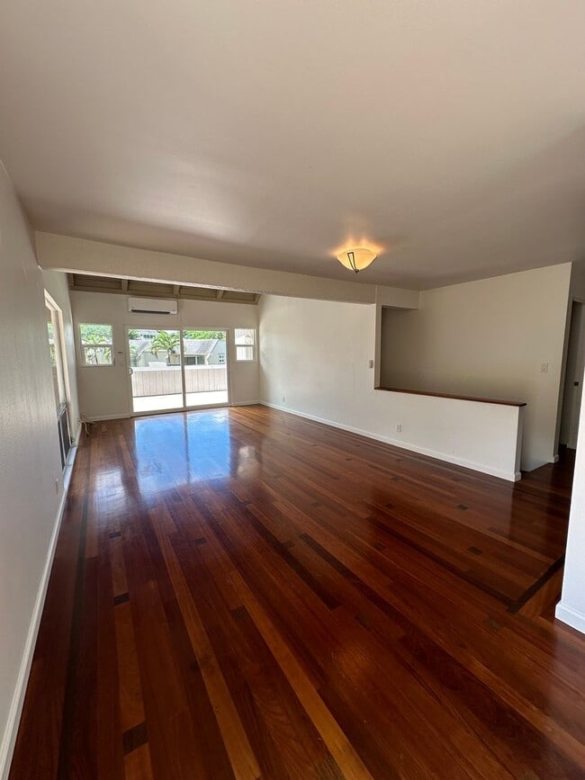 Photo - Spacious, Fully Renovated, 3 bedroom 2 bat...
