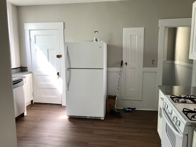 Kitchen - 17 Wheeler St Unidad 2