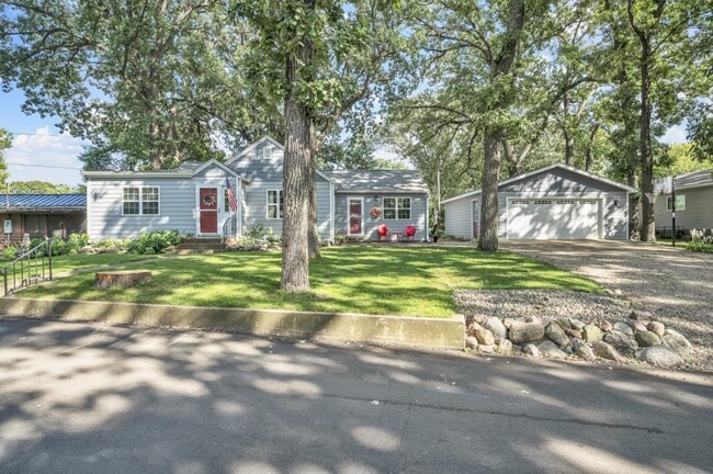 Building Photo - 1412 Maywood Ave