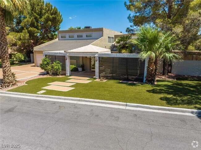 Building Photo - 3003 La Mesa Dr Rental