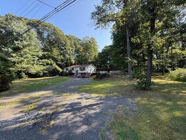 Photo - 8 Abbott Dr