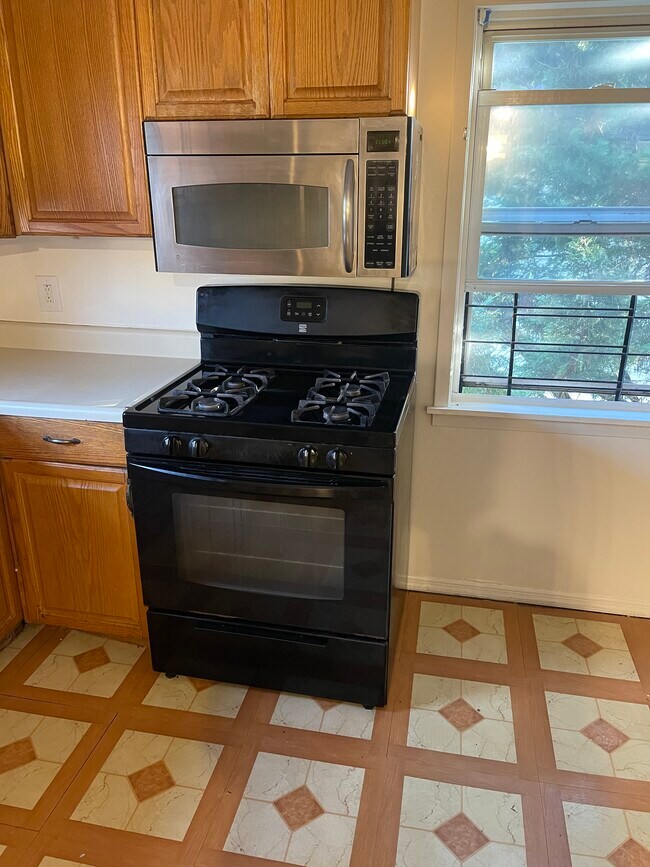 Photo - 34 Avenue A Unit 2nd floor