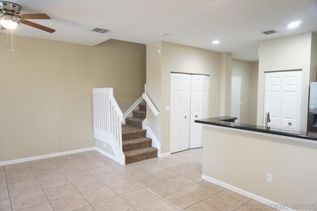 Photo - 2026 Nassau Dr