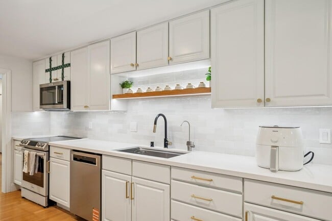 Photo - Bright & Updated 4BD Home with Detached Studio ADU first week of July!