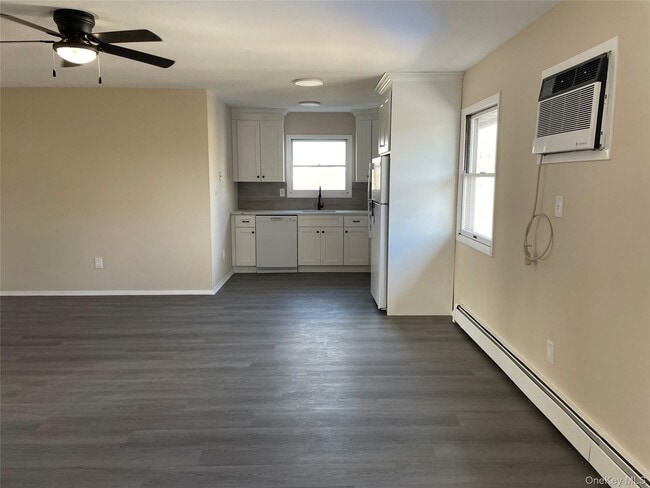 Photo - 7 Locust Ave Unit 1