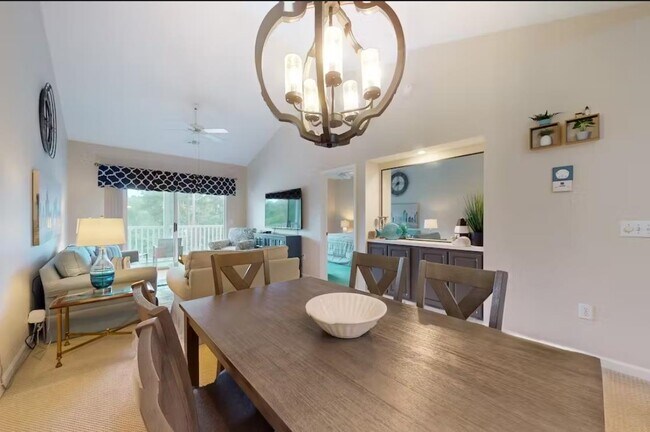 Photo - 616 River Oaks Dr