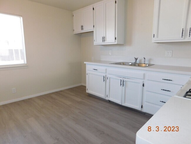 Photo - NOR135 Unit Apt A