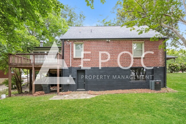 Photo - 903 Courtland Ave
