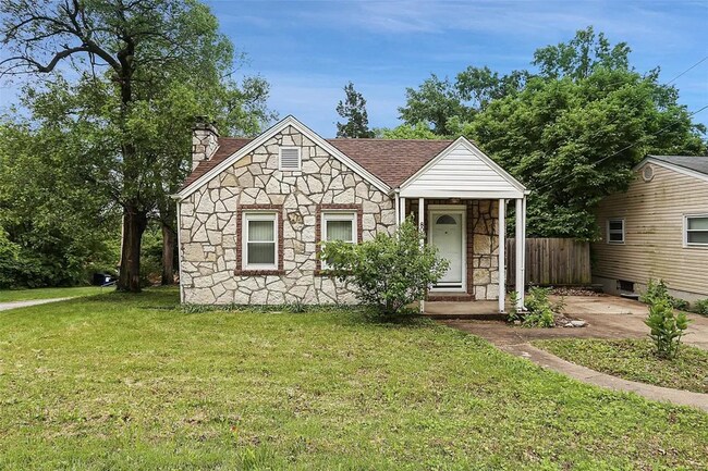 Front of the home - 806 Elsworth Pl