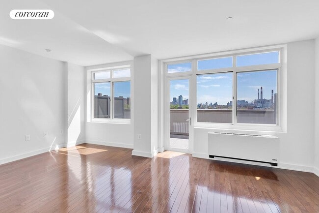 Building Photo - 11-15-15 Broadway Rental