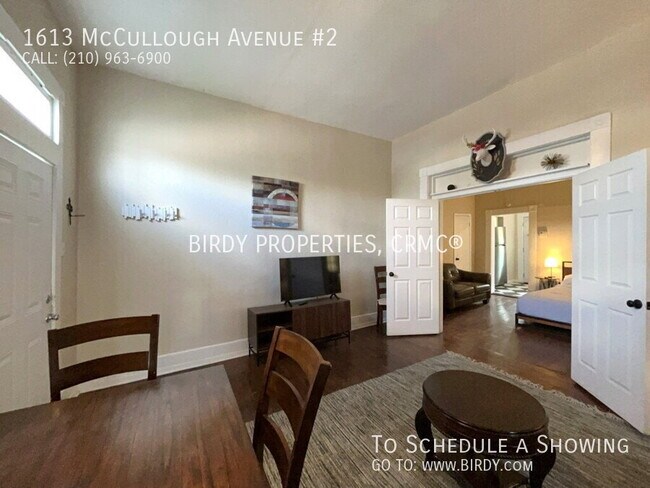 Photo - 1613 McCullough Ave Unidad 2