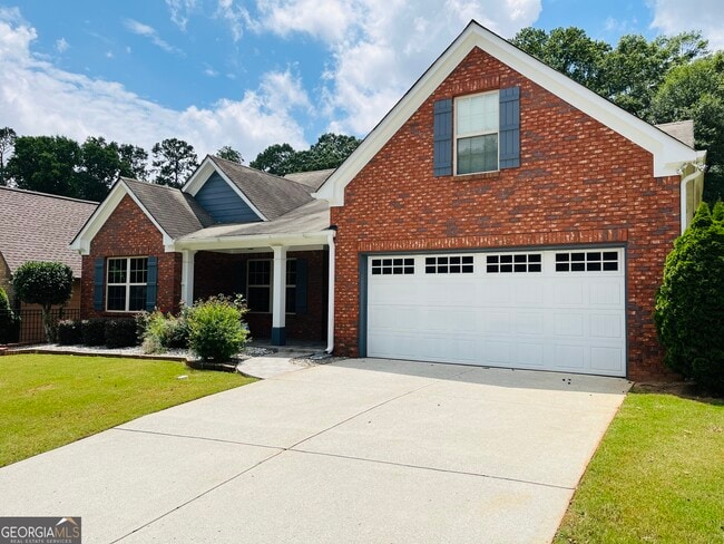 Building Photo - 5750 Crest Hill Dr NE