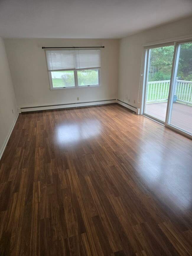 Building Photo - 17 Intervale Ave Unit 1st floor Intervale