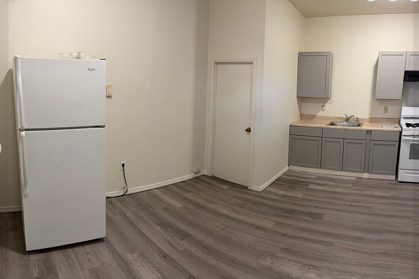 Photo - 437 3rd St Unit 437b