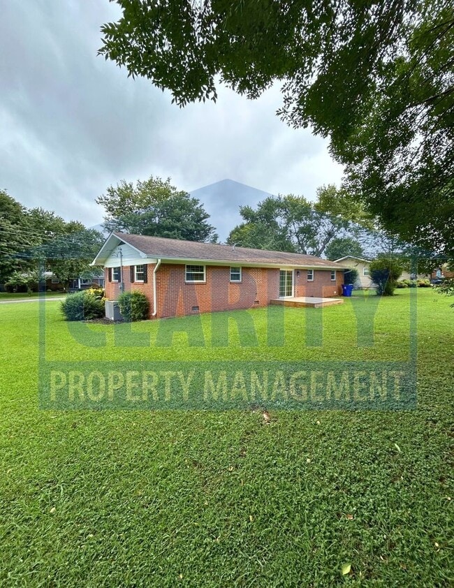 Photo - Updated ranch-style home in great neighbor...