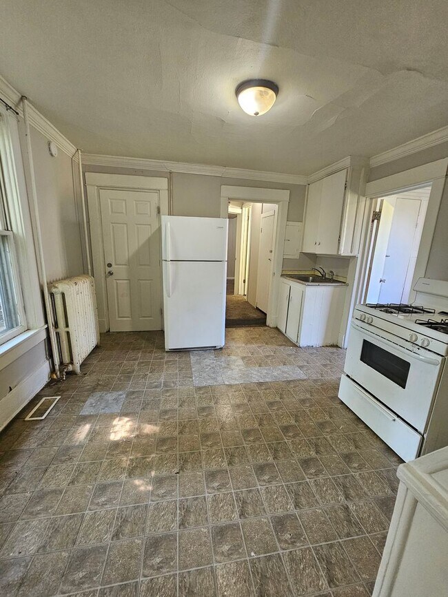 2824 8th Ave Unidad 2824 Apt 1 (Lower)