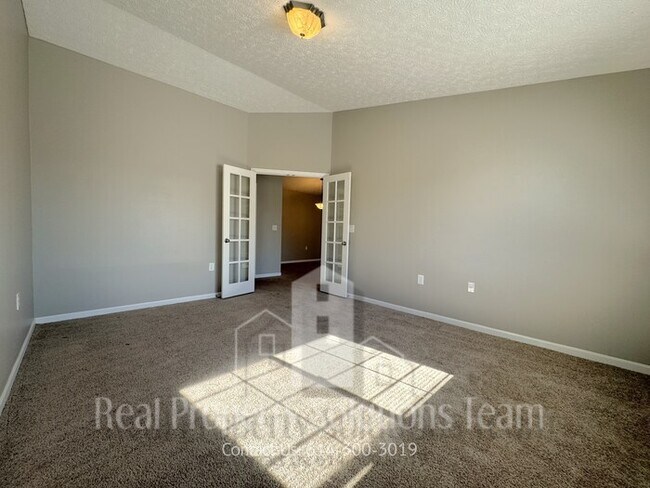 Photo - Beautiful 2 Bedroom Condo Unit 208