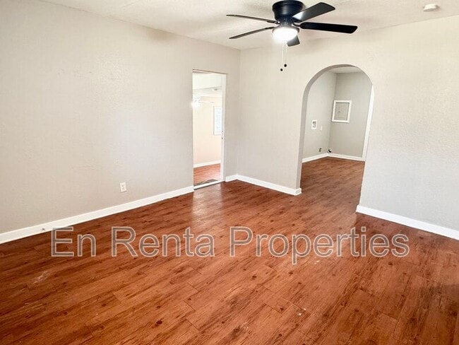 2818 NW 31st St