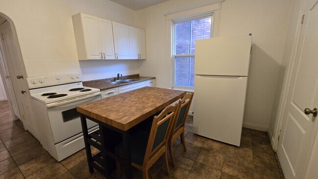 Photo - 30 Arthur Ave S Unit 2