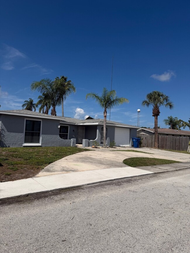 3336 Elkridge Dr