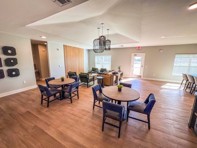 Photo - Addison Grove