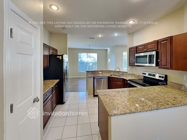 Photo - 135 41st Cir E