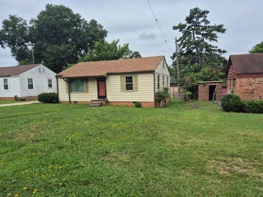 Photo - 1712 Pinewood Dr