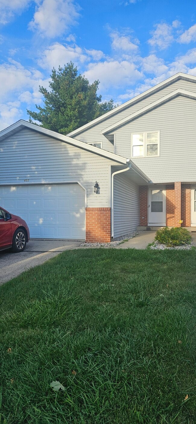 405 Trail Side Dr
