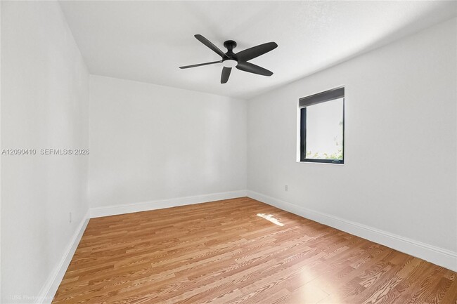 944 SW 10th Ave