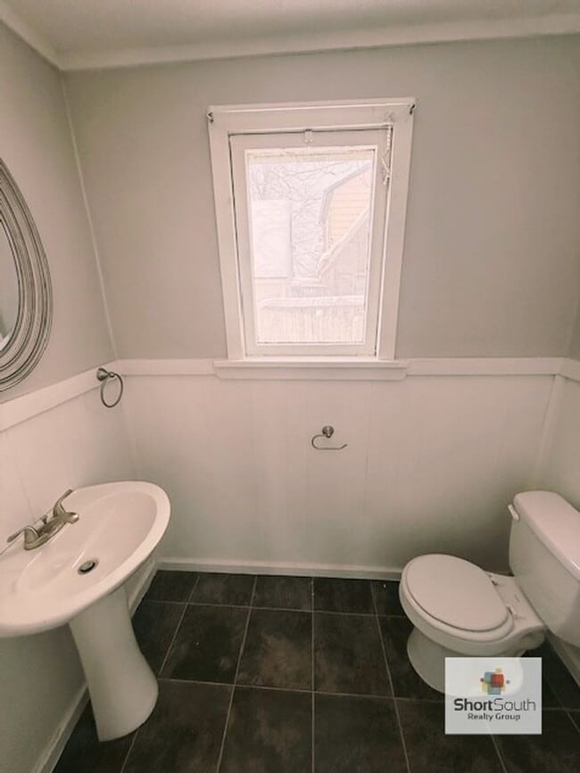 Photo - 3 bed 2 bath single family home with a detached 2 stall garage