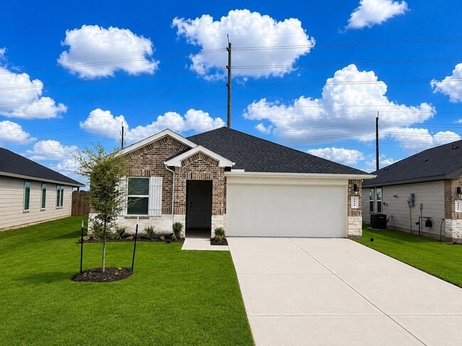 Building Photo - 3831 Turnpike Dr