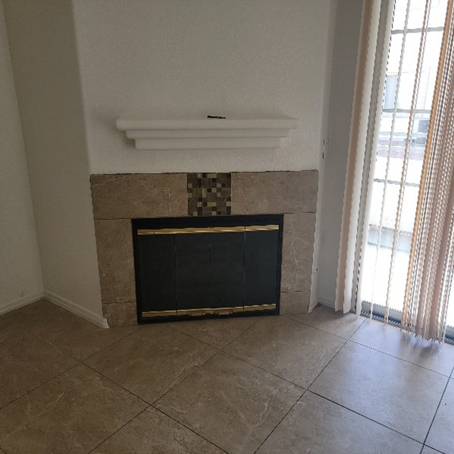 Photo - Cozy 2 Bedroom Condo in Northwest