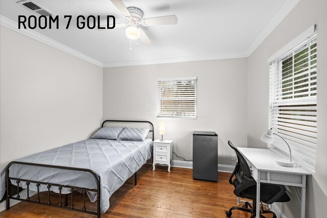 Photo - 431 Arlington Rd N