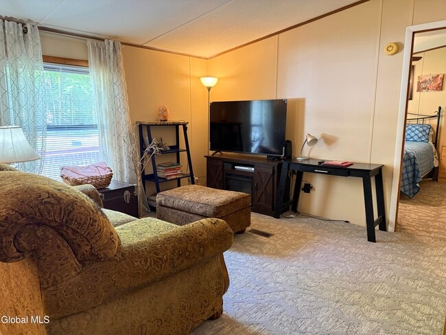 Photo - 124 Archer Rd