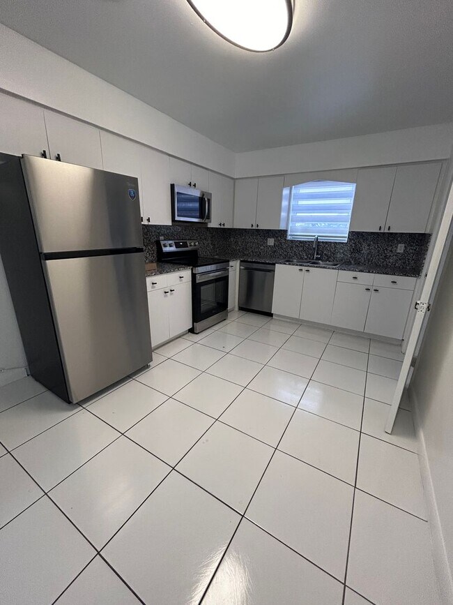3615-3617-3617 Polk St Unit 3617