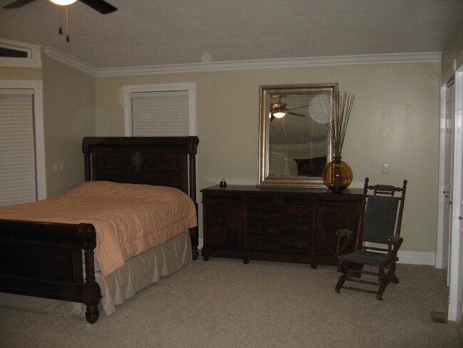 Photo - 1005 E 750 S