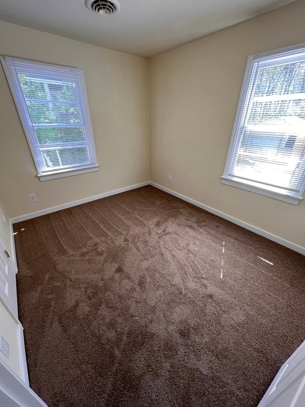 Building Photo - 103 E Jerald St Rental