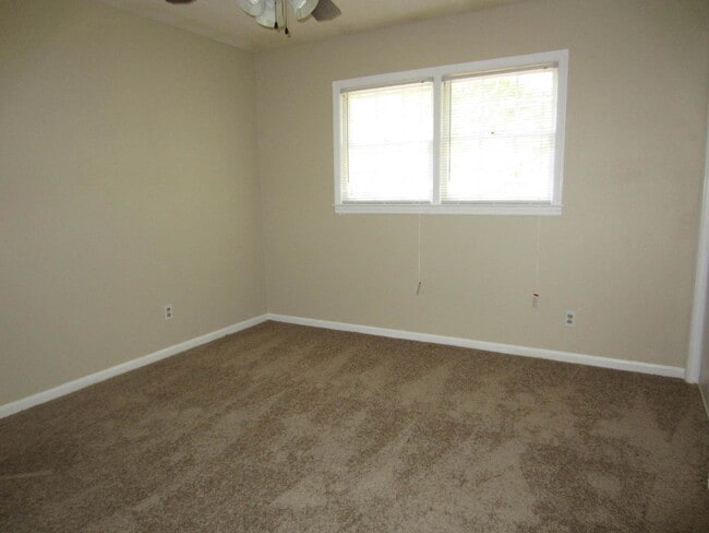 Photo - 3 Bedroom/2 Bath Home in Valdosta