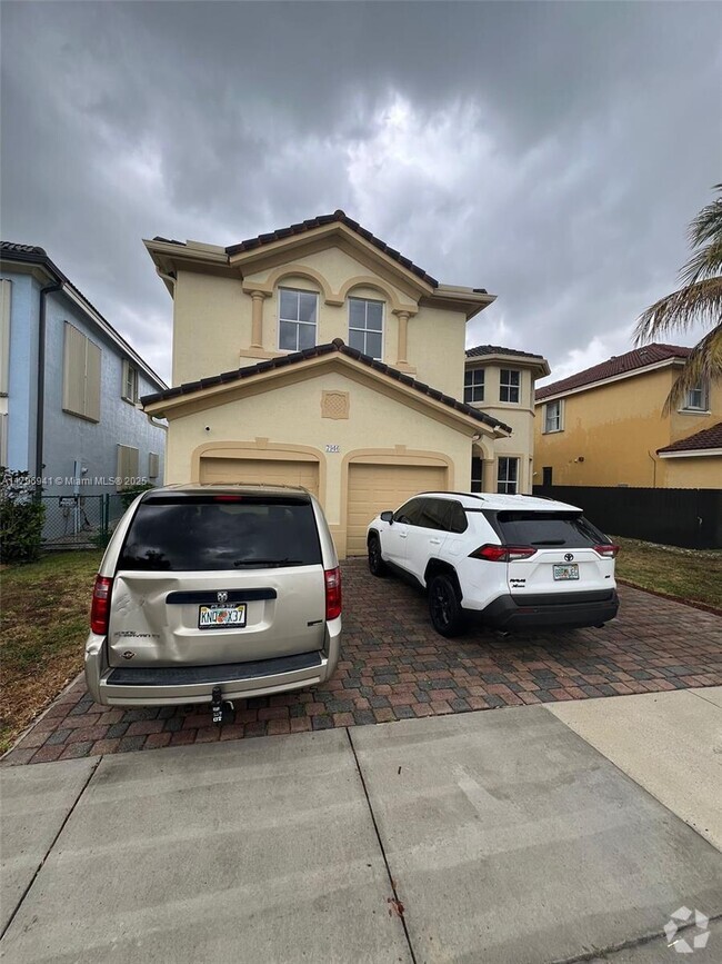 Building Photo - 7946 SW 164th Pl Rental
