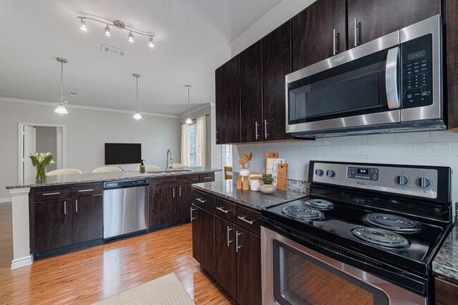 7970 Grand