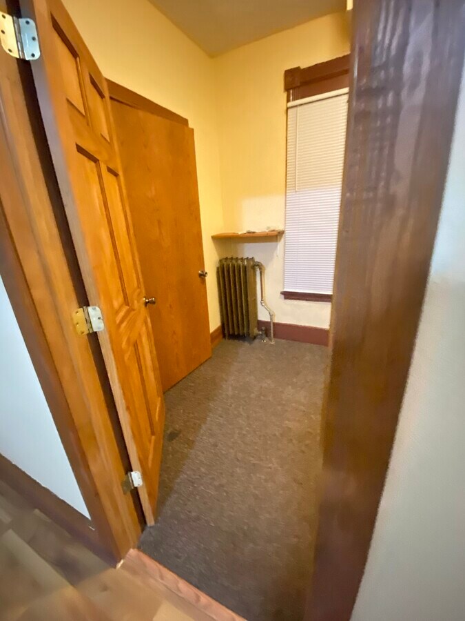 Photo - 808 Jessamine Ave E