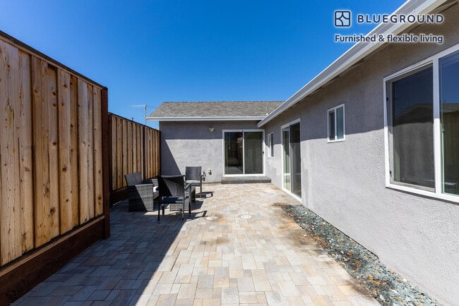 10067 Judy Ave