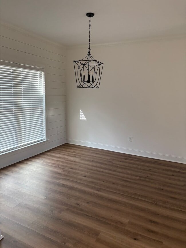 Photo - 141 N Buck Run Dr