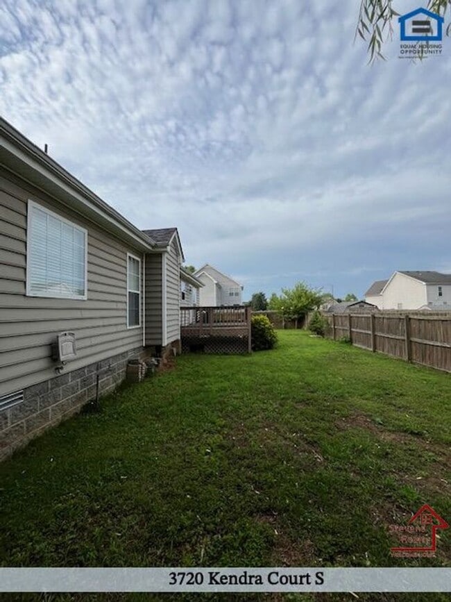 Photo - 3720 Kendra Ct S