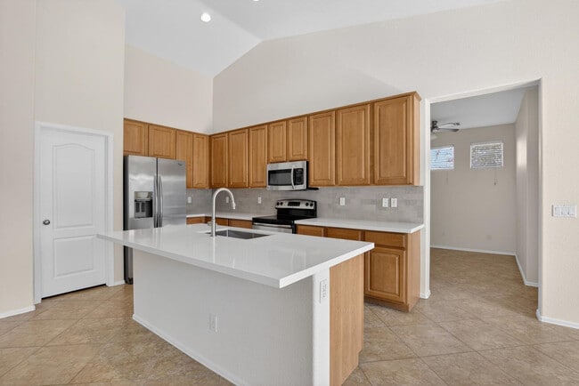 Photo - 18711 E Raven Dr