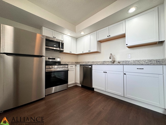 Photo - 1510 College Ave Unit B4