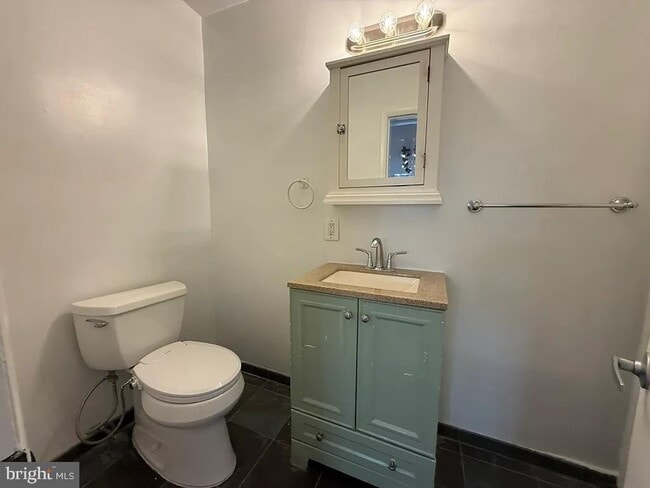 Photo - 2642 N Pershing Dr Unit 1