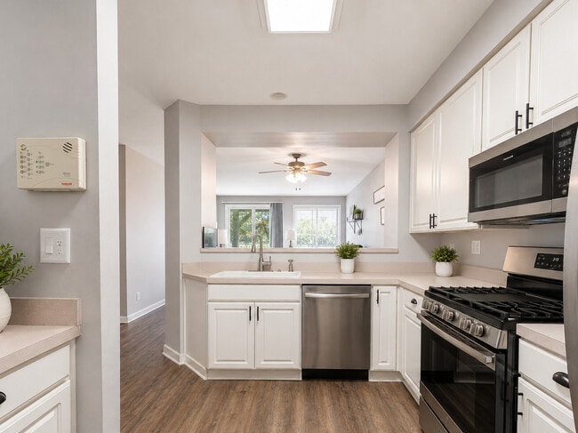 Photo - 2917 Stockton Ct Unit 2917